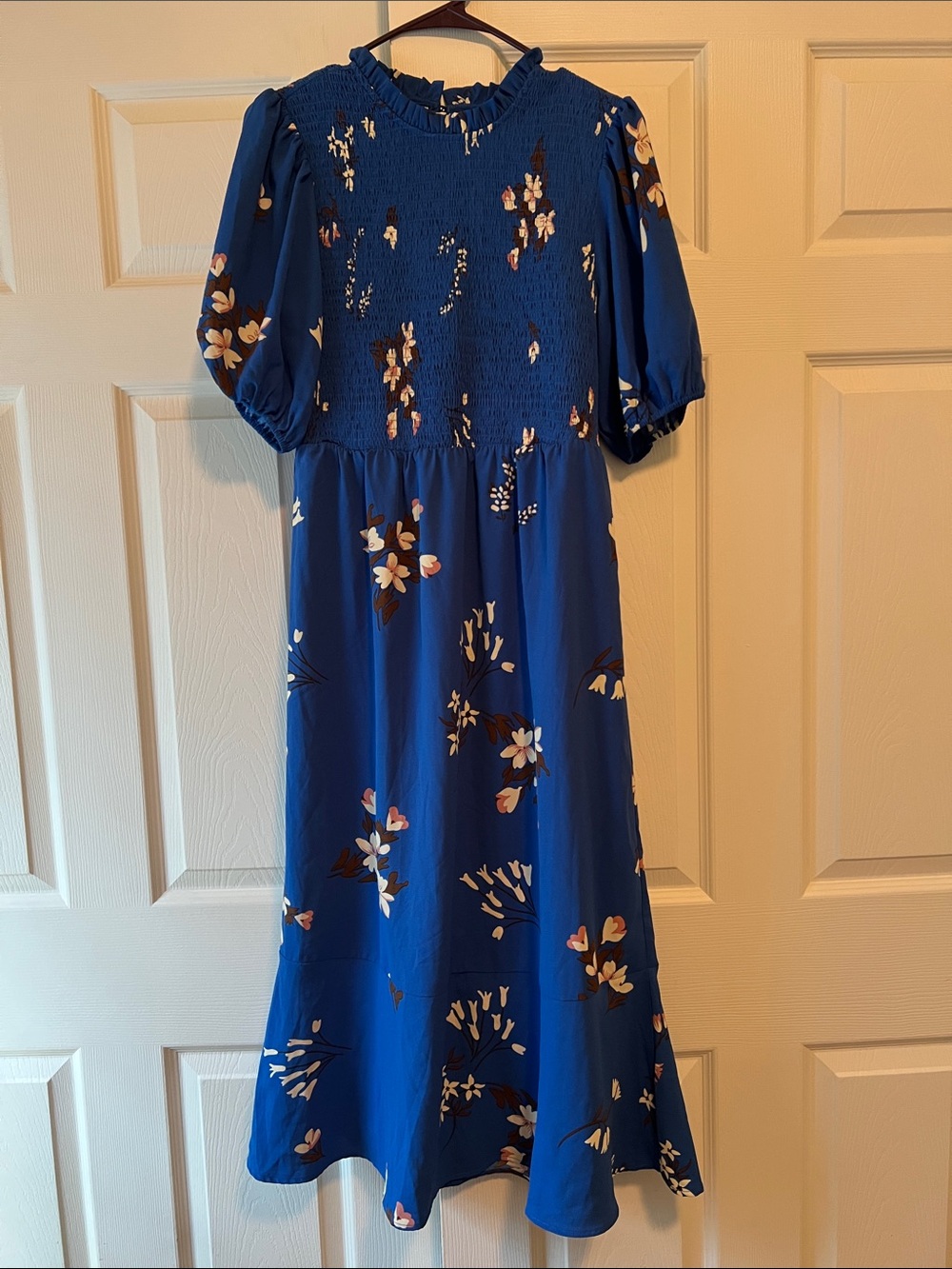 Market & Spruce Royal Blue Floral Smocked Midi Dress, Small